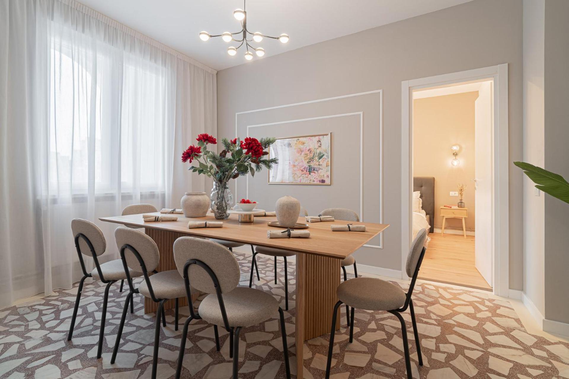 Loggia & Luxe 5Br Penthouse In Universitatii Area Bucureşti Exterior foto